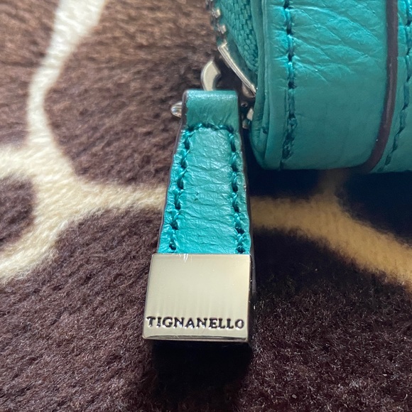 Vintage Tignanello Turquoise Leather Wallet - Picture 3 of 11